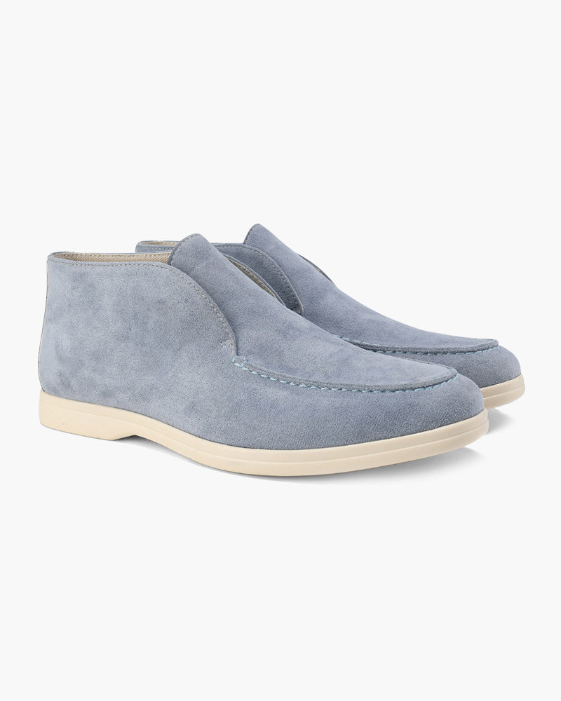 Hellblaue Wildleder-Stiefeletten für Herren, elegantes Design, bequeme Passform, rutschfeste Sohle, ideal für Freizeit und Business.