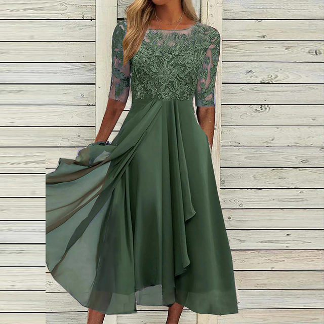 Grünes Abendkleid mit Spitzenoberteil und fließendem Chiffonrock, dreiviertel Ärmel, elegantes Design, ideal für formelle Anlässe.