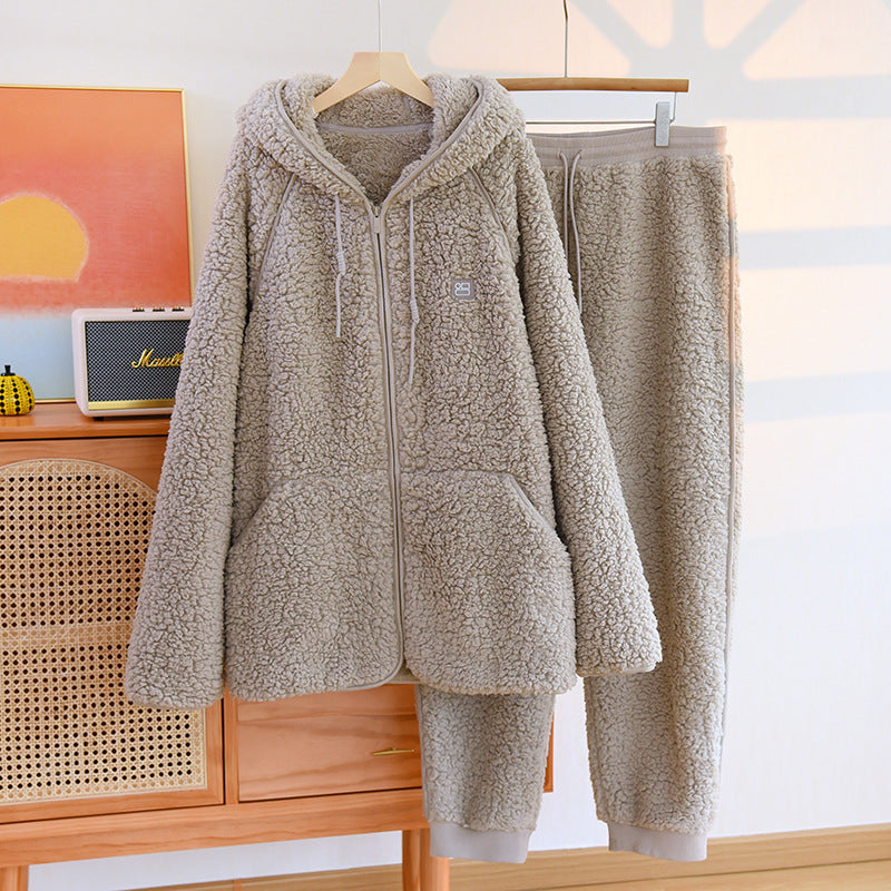 Beige Damen Teddy-Fleece-Set mit Kapuzenjacke und Jogginghose, gemütliche Wintermode, weiches Material, ideal für kalte Tage, stilvoll und warm.