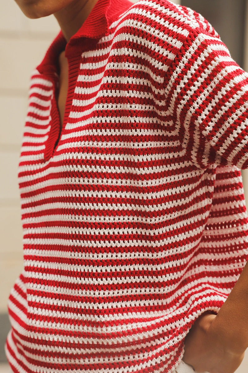 Gestreifter Strickpullover Mit Kurzarm Und Offenem Polokragen