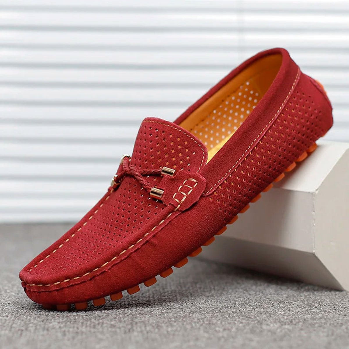 Herren Wildleder Loafer Mit Perforation Zum Hineinschlüpfen