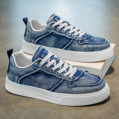 Herren Low-Top Sneakers mit Washed Finish und Schnürverschluss