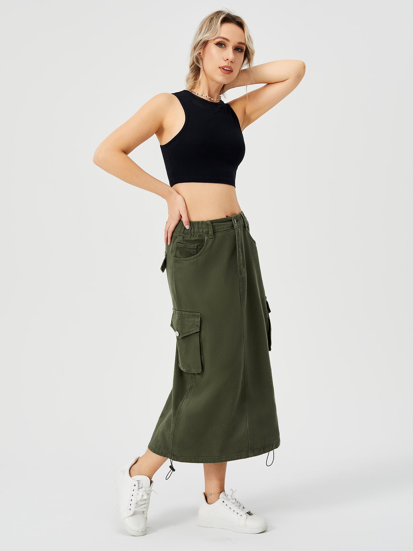 Damen Cargo-Midirock mit hohem Bund, Frontschlitz und mehreren Taschen