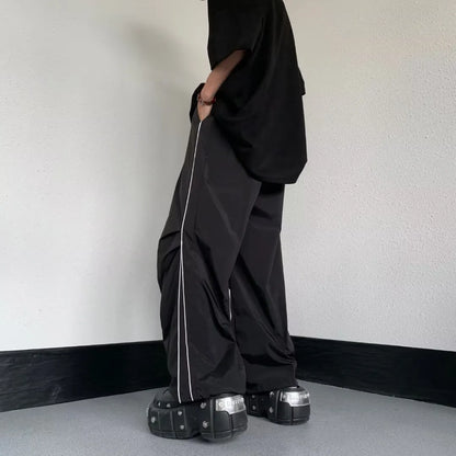Herren Sporthose mit geradem Schnitt und weitem Bein – mit leichter Dehnbarkeit