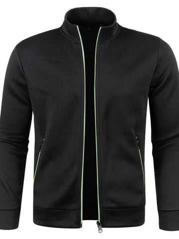 Schwarze Herrenjacke mit grünem Reißverschluss, Stehkragen und seitlichen Taschen. Modische Freizeitjacke, ideal für Herbst und Winter.