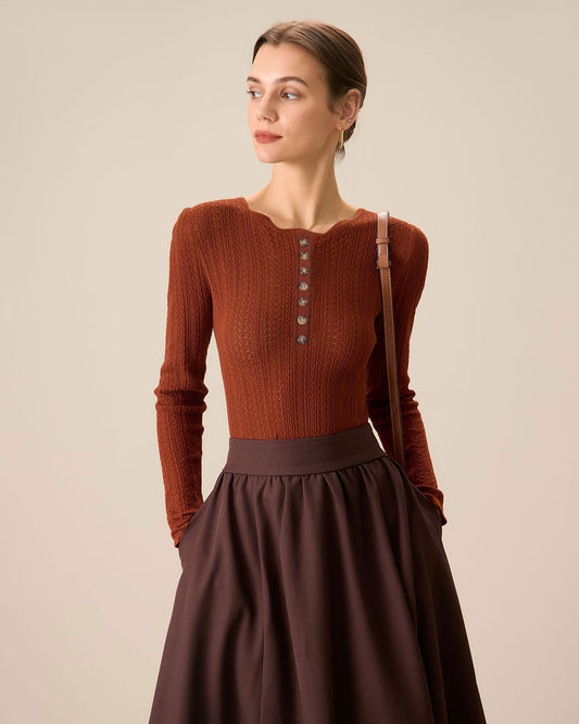 Damen Schlanker Strickpullover für den Herbst mit Rundhalsausschnitt, Knopfleiste und Wellenkanten