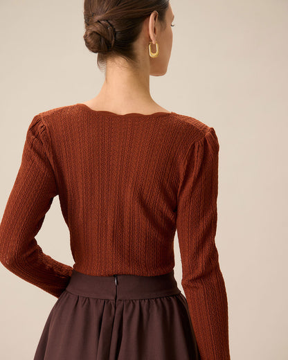 Damen Schlanker Strickpullover für den Herbst mit Rundhalsausschnitt, Knopfleiste und Wellenkanten