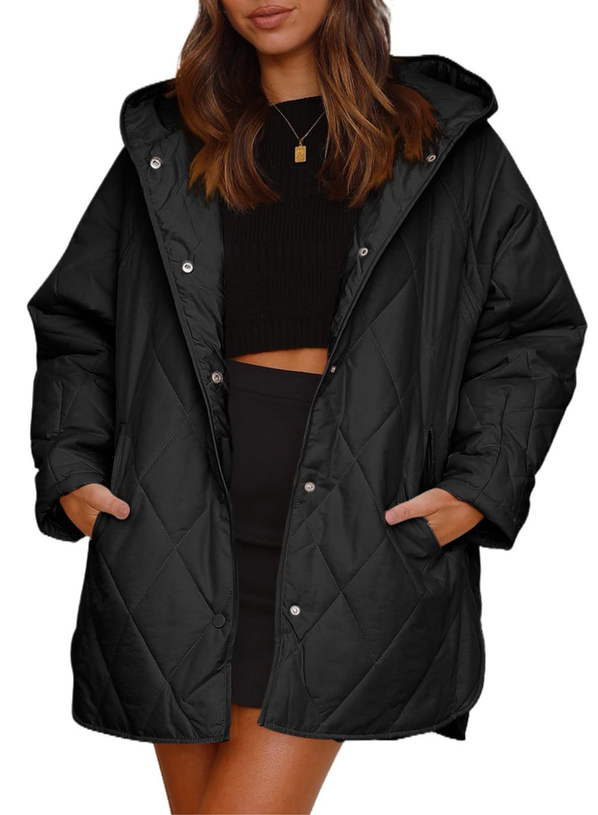 Women's quilted jacket with diamond pattern, hood, and front pockets