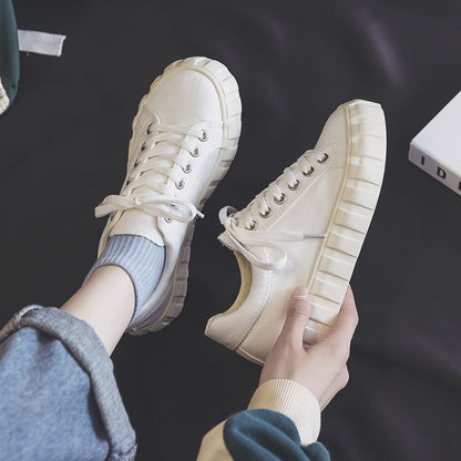 Damen-Sneaker aus Canvas in Low-Top-Form mit Schnürverschluss und Gummisohle