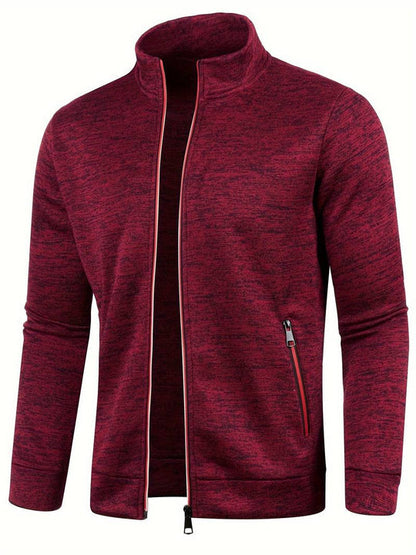 Rote Herren-Sweatjacke mit Reißverschluss, Stehkragen und Seitentaschen. Modische Freizeitjacke, ideal für Herbst und Winter.
