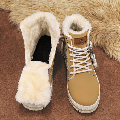 High lace-up boots for men with rounded toe and chunky heel
