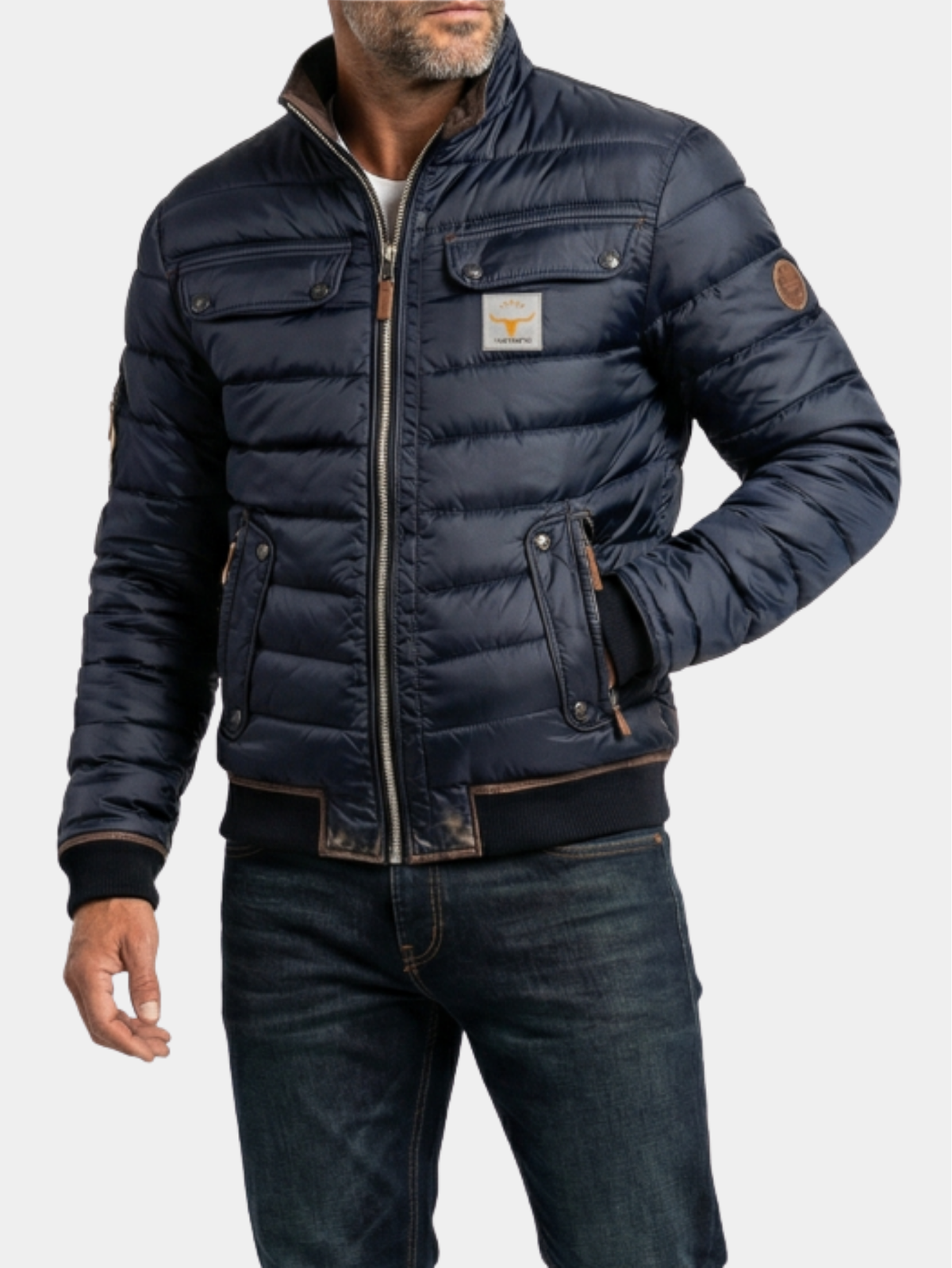 Herren-Vintagejacke mit markantem Stehkragen von vorne