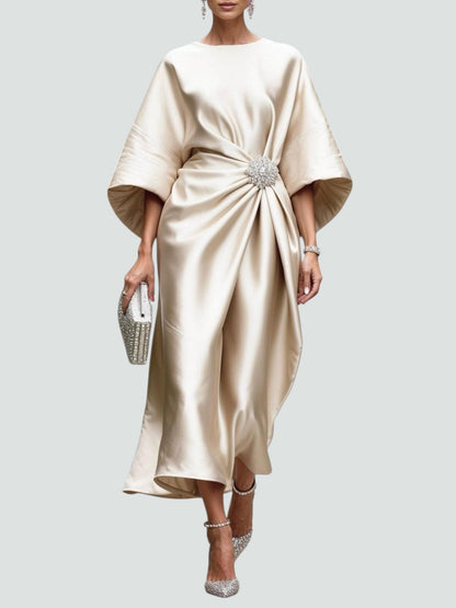 Damen langes Abendkleid mit fließender Silhouette