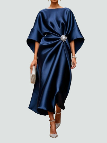 Damen langes Abendkleid mit fließender Silhouette