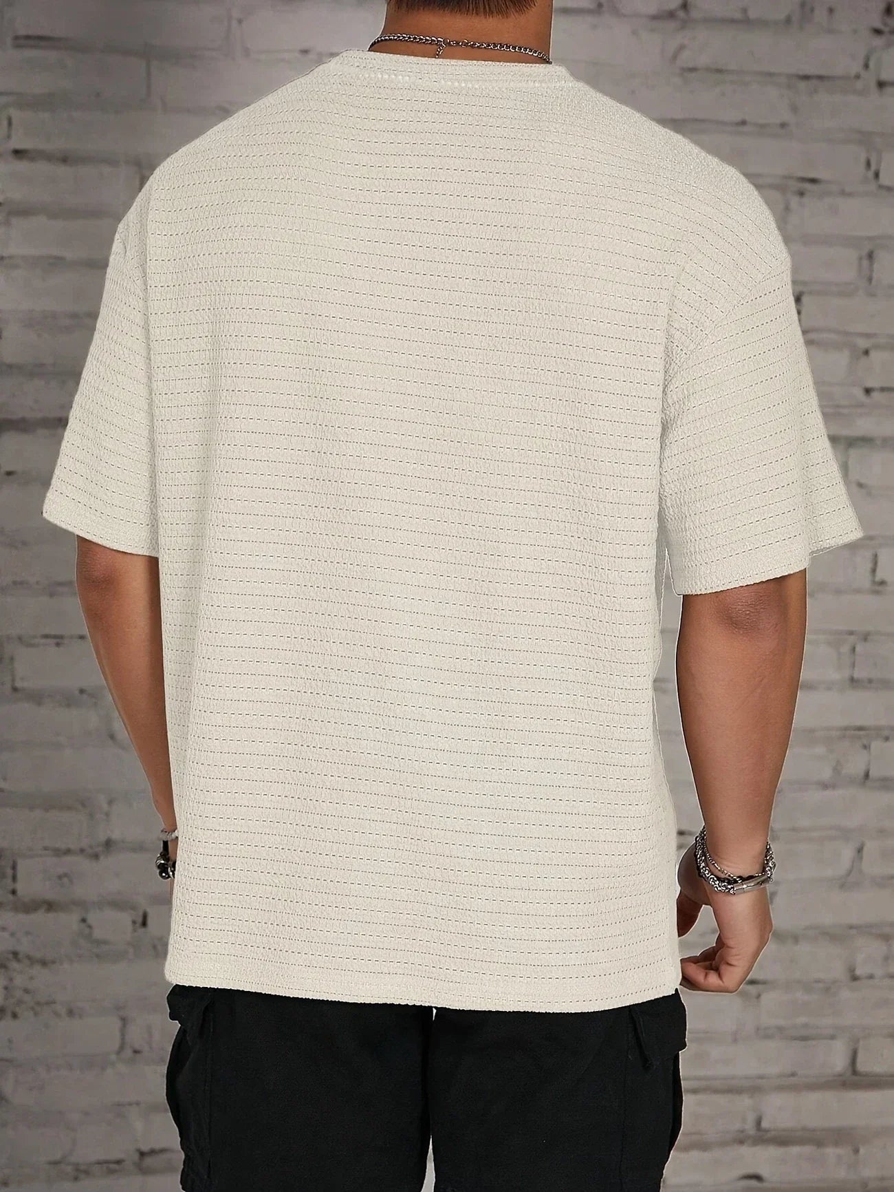 Herren Strick T-Shirt mit Struktur – Lockerer Schnitt Überschnittene Schultern