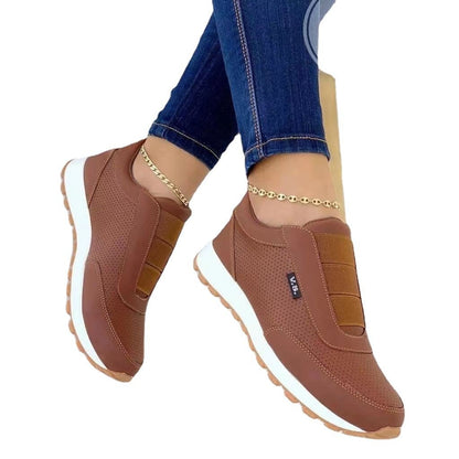 Women's flat sneakers with rounded toe – PU look