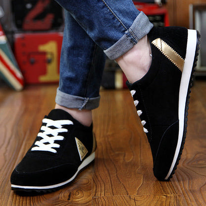 Men's lace-up shoes with low shaft, rounded toe, and flat sole