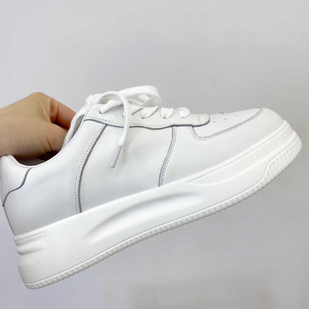 Damen Flache Schuhe mit niedrigem Absatz und runder Spitze – Leder Look