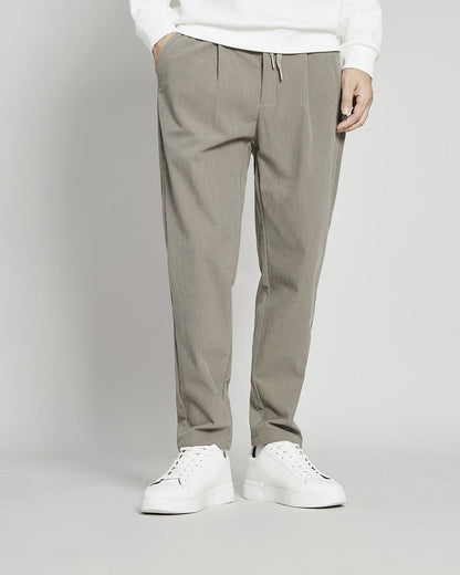 Men's Spring Capri Pants, Loose Fit, Mid-Rise Waist with Drawstring Closure