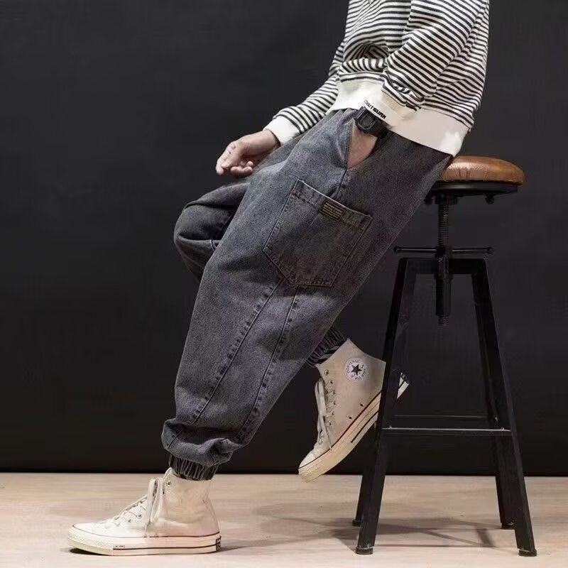 Herren Jeans mit geradem Bein und Cargotaschen – Mittlere Bundhöhe