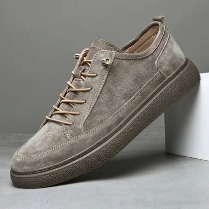 Herren-Sneaker In Wildlederoptik Mit Schnürung, Gepolsterter Innensohle Und Gummisohle