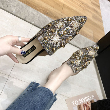Flat Women's Loafers in Roman Style, Baotou Style, with Pointed Toe and Metal Details