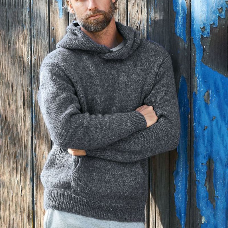 Men's hooded sweater with long sleeves