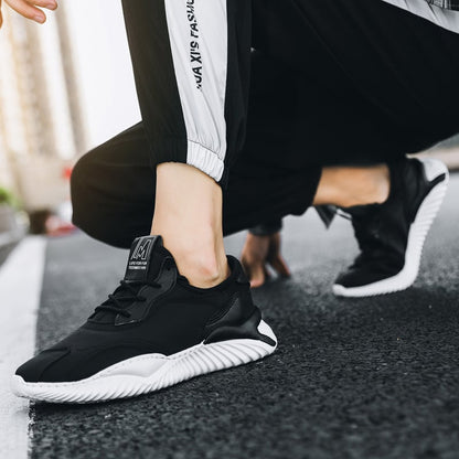 Herren-Sommerschuhe zum Schnüren mit flachem Absatz und runder Spitze