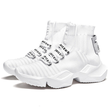 Sock-like men's sports shoes with mesh lining