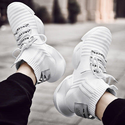 Sock-like men's sports shoes with mesh lining