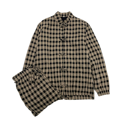 Kariertes Pyjama-Set aus Baumwolle, bestehend aus Hemd und Hose, traditionelles Design, bequeme Nachtwäsche für Herren.