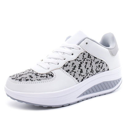 Damen Plateausneaker Mit Rundem Zeh Und Farblich Abgestimmtem Mesh-Obermaterial