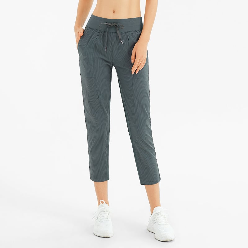 Damen-Yogahose mit knöchellangem Schnitt, Taschen und mittelhohem Bund – Sportlicher Stil