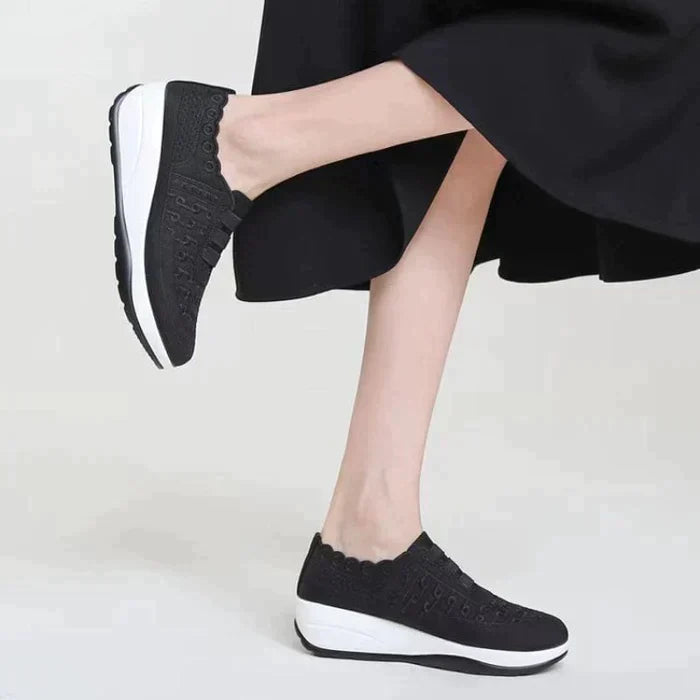 Men's Summer Slip-On Shoes Round Toe Elastic Design