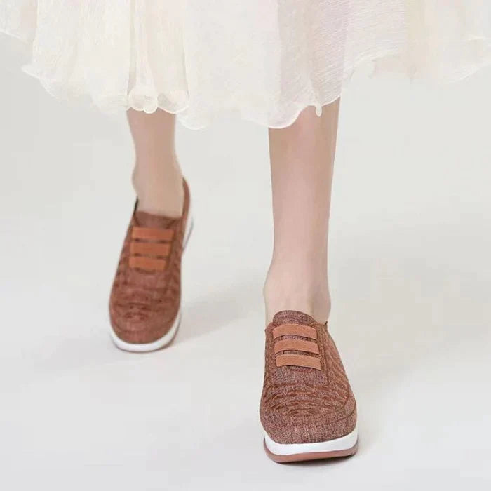 Men's Summer Slip-On Shoes Round Toe Elastic Design
