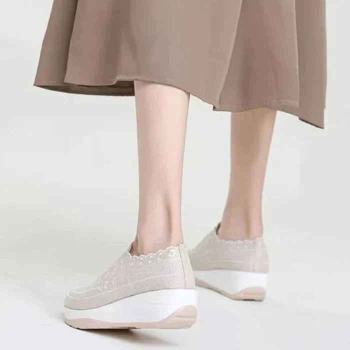 Men's Summer Slip-On Shoes Round Toe Elastic Design