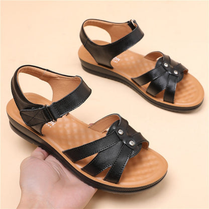 Flache Damen-Sneaker Mit Niedrigem Schaft, Klettverschluss, Runder Zehenpartie Und Metalldetails