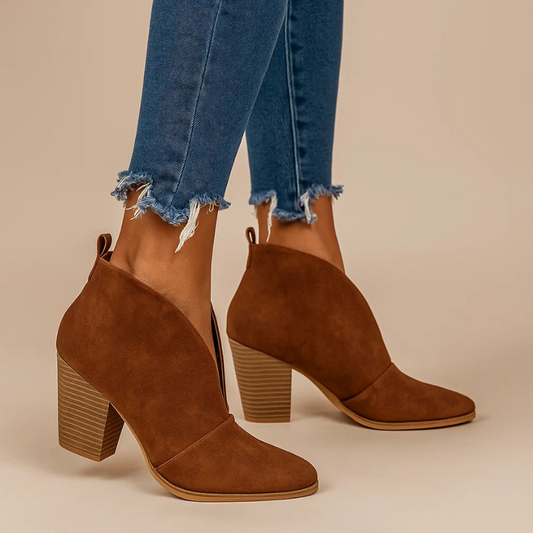 Damen-Stiefeletten mit V-Ausschnitt-Silhouette, Blockabsatz und Schlupfdesign