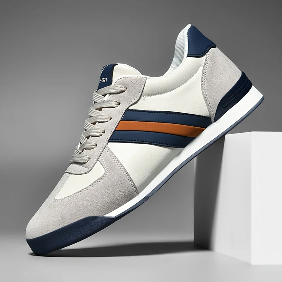 Herren-Sneaker mit Streifendetail und gepolstertem Innenfutter
