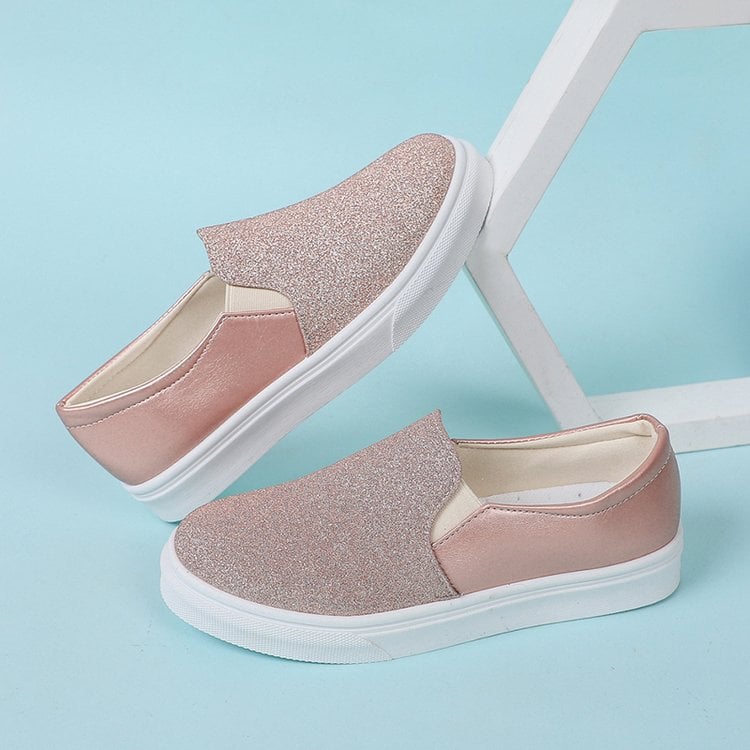 Women's slip-ons with round toe, sequins, elastic band, and flat rubber sole