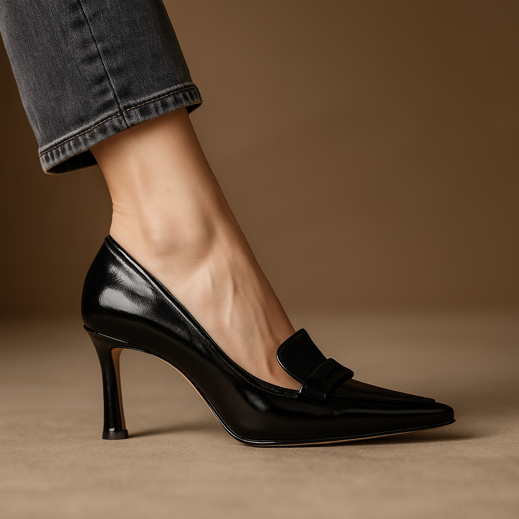 Damen Pumps Spitz zulaufende Spitze Glänzendes Finish