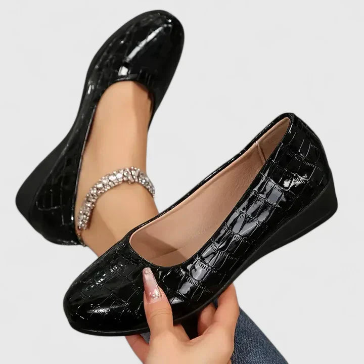 Women's Orthopedic Shoes with Memory Foam and Non-Slip Sole