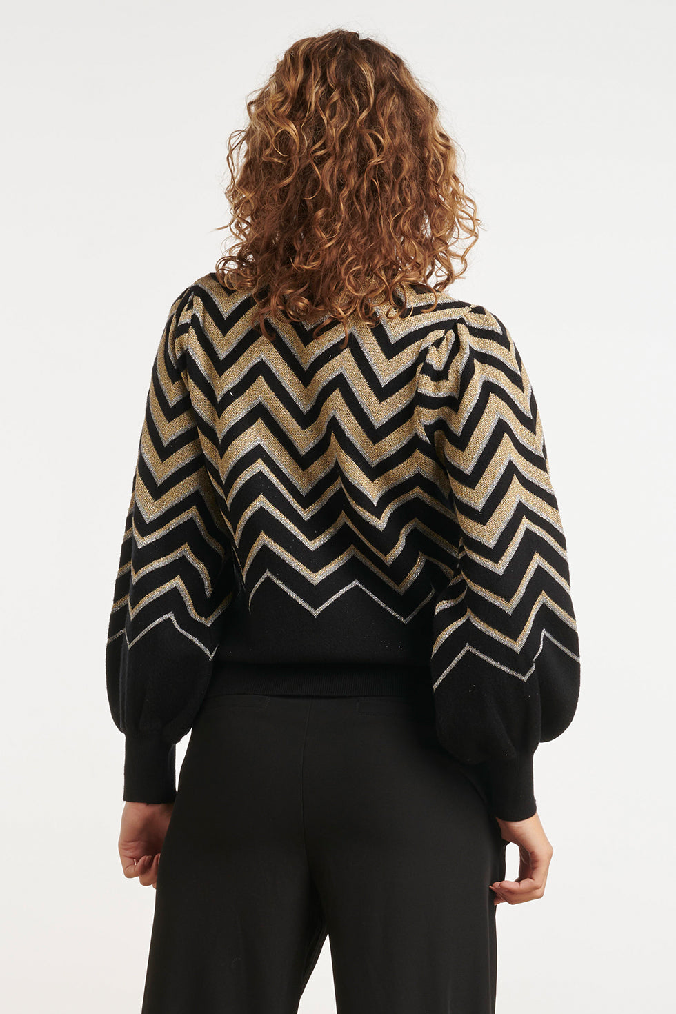 Women's Knitted Top with Loose Fit, Zigzag Pattern, and Long Puff Sleeves