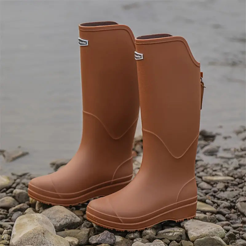 Modische Damen-Gummistiefel als zuverlässiger Schutz vor Regen
