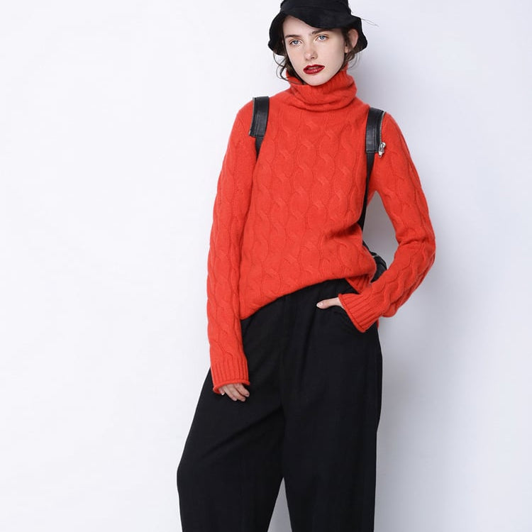 Women's turtleneck sweater with braided pattern and long sleeves