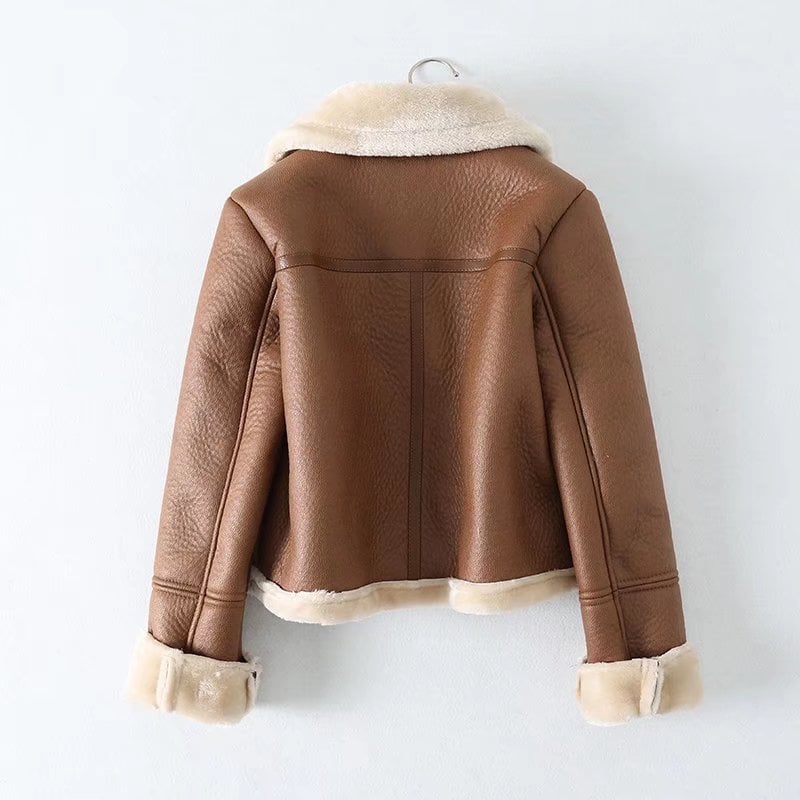Women's autumn short jacket with lapel collar and zipper