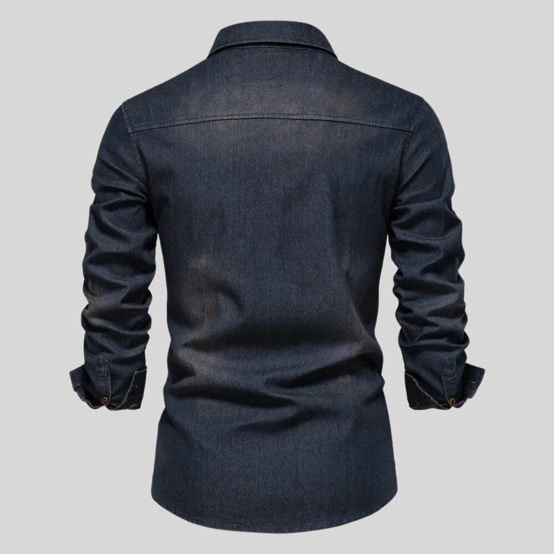 Dunkelblaues Jeanshemd für Herren, Rückansicht. Langarm, klassischer Kragen, Knopfleiste. Modisches Denim-Design, ideal für Freizeitkleidung.