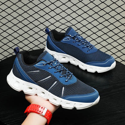 Herren-Laufschuhe mit leichtem Mesh-Obermaterial und flexibler Außensohle