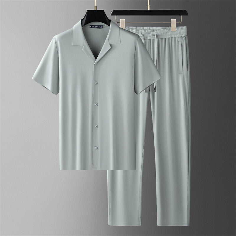 Herren Sommer-Set Aus Eisseide: Zweiteiliges Set Aus Hemd Und Hose, Kurzarm, Freizeit-Set
