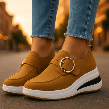 Damen Plateauschuhe Veganes Wildleder Gepolsterte Orthopädische Keilsohle Goldene Schnalle